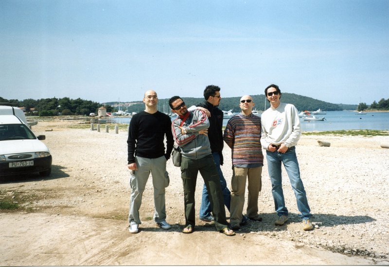 02.jpg